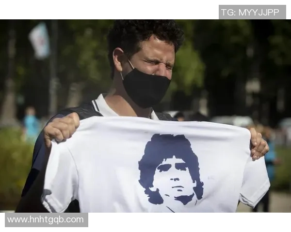 马拉多纳撞人事件:足坛争议与道德边界 马拉多纳撞人事件:足坛争议与道德边界